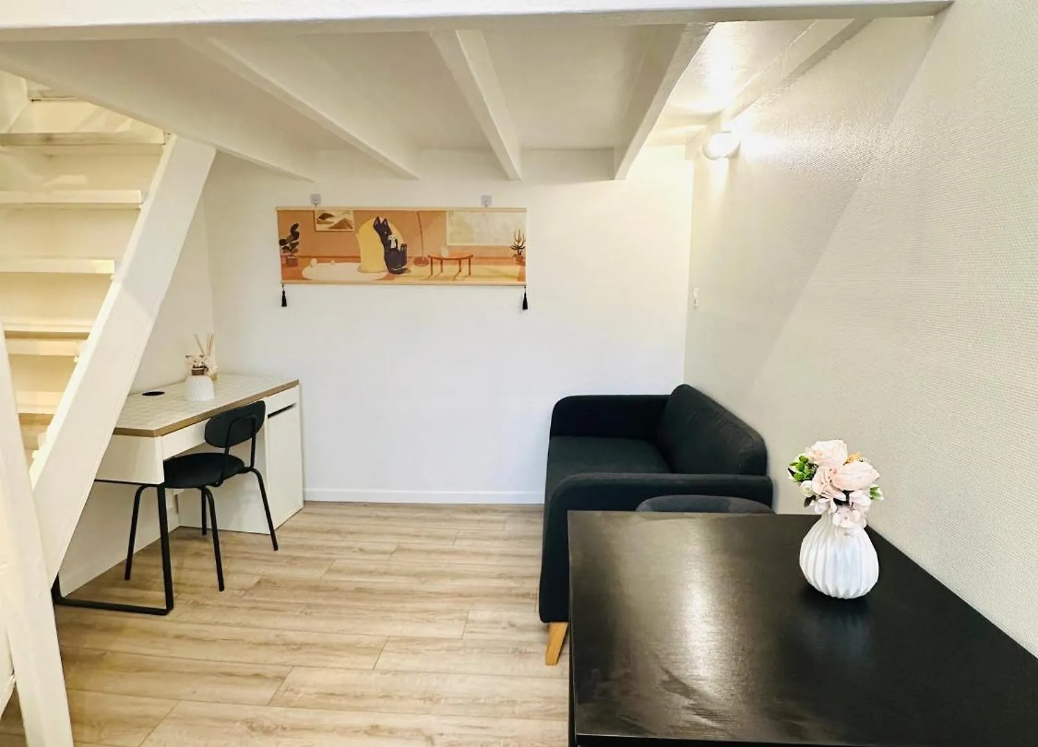 דירות Dream Dwell Paris-Beautiful Flat With Mezzanine Near Quartier Marais 3E פריז